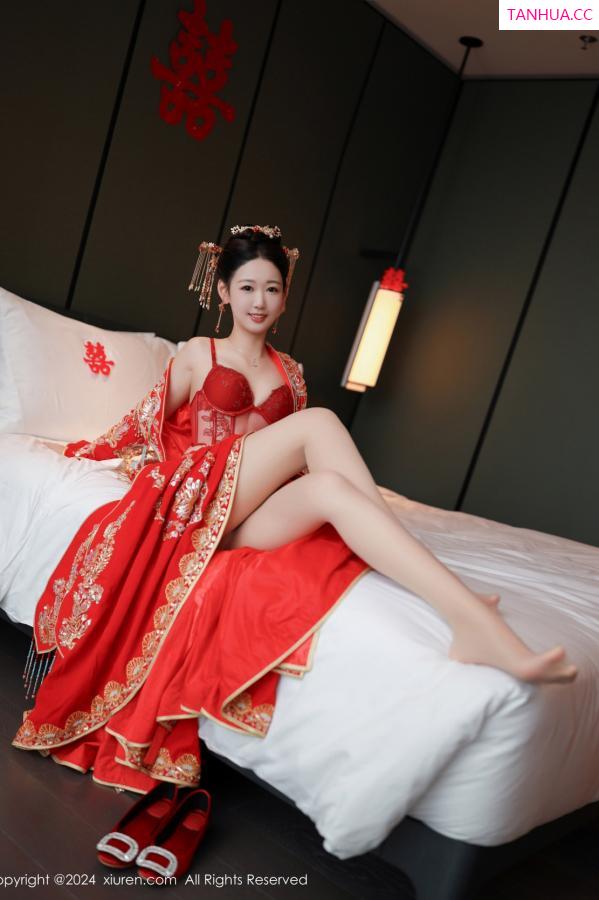 唐安琪  [XiuRen]高清写真图 2024.08.05 No.8972 唐安琪 性感新娘装第27张图片